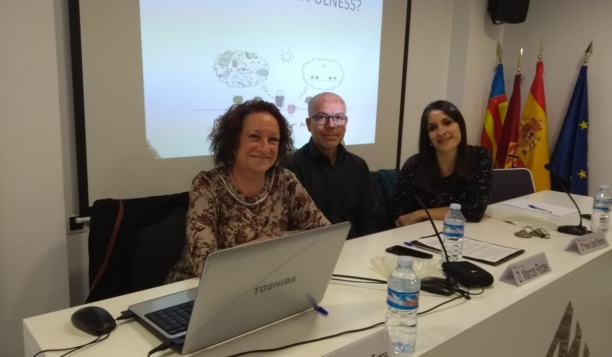 Mesa Redonda Mindfulness en el COP